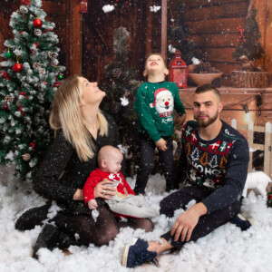 Séance photo Noël réalisée au studio Bérengère, à Montesson, dans les Yvelines.