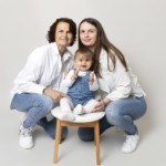 Famille posant au studio bérengère à Montesson