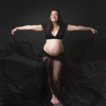 Shooting grossesse artistique au Studio Bérengère à Montesson